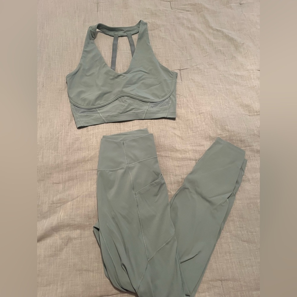 Gymshark Whitney Everyday Pocket Leggings & Longline Bra - Leaf Green Set